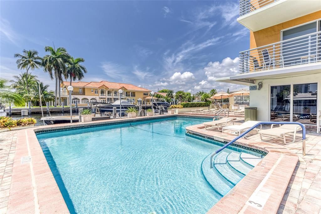 2900 NE 30th Street, Unit B-2, Fort Lauderdale, FL 33306 Photo