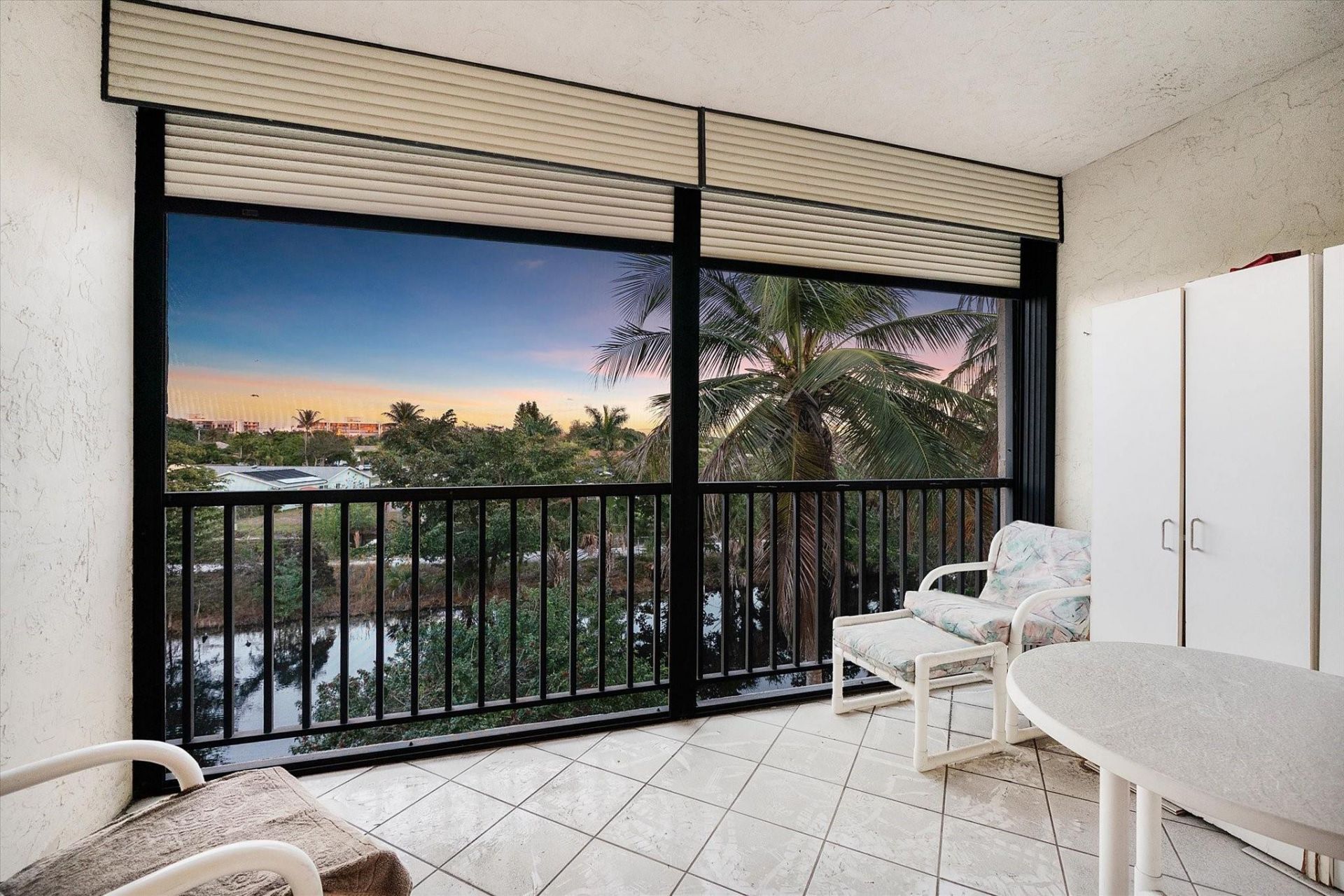 3900 NW 76th Avenue, Unit 307, Sunrise, FL 33351 Photo