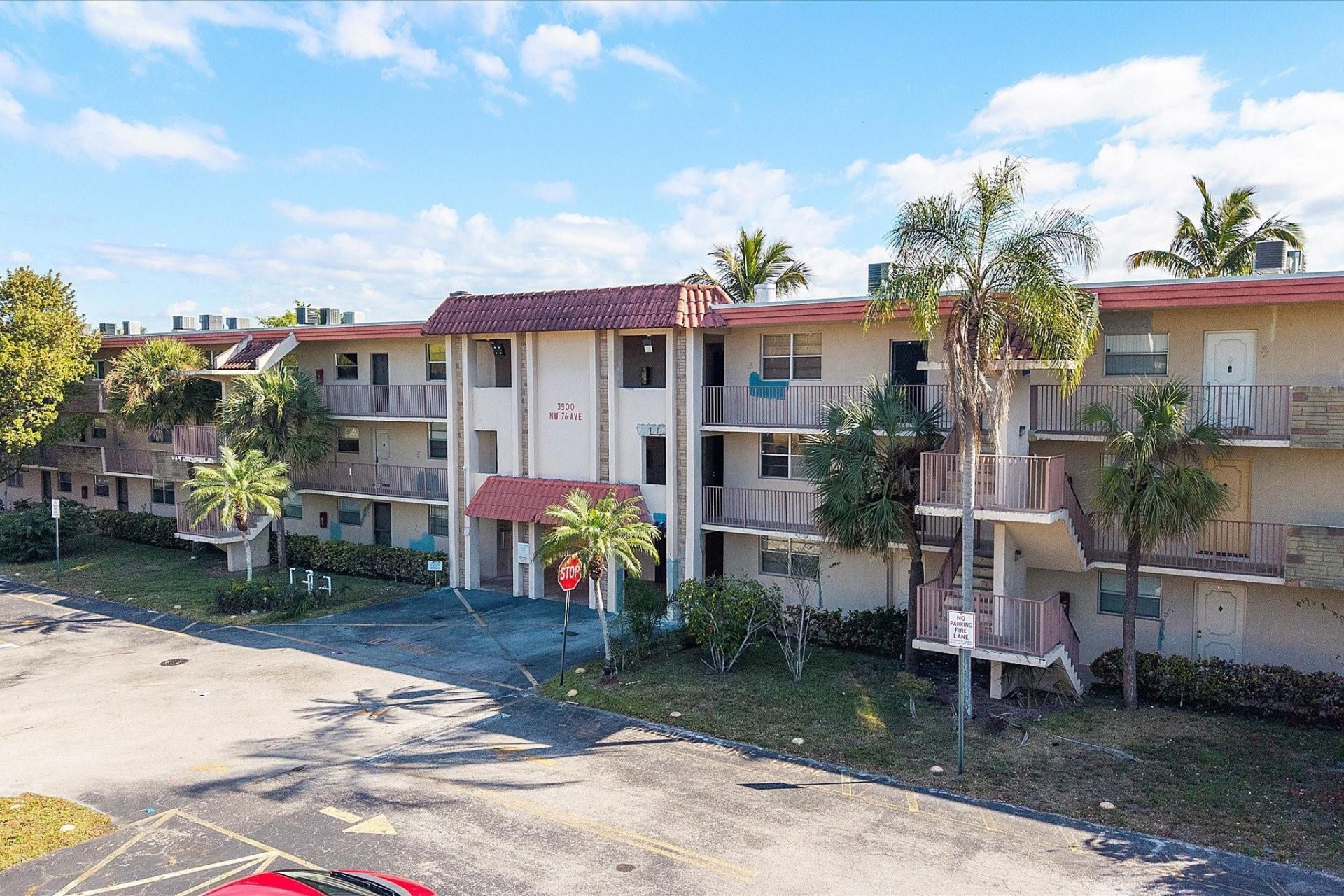 3900 NW 76th Avenue, Unit 307, Sunrise, FL 33351 Photo
