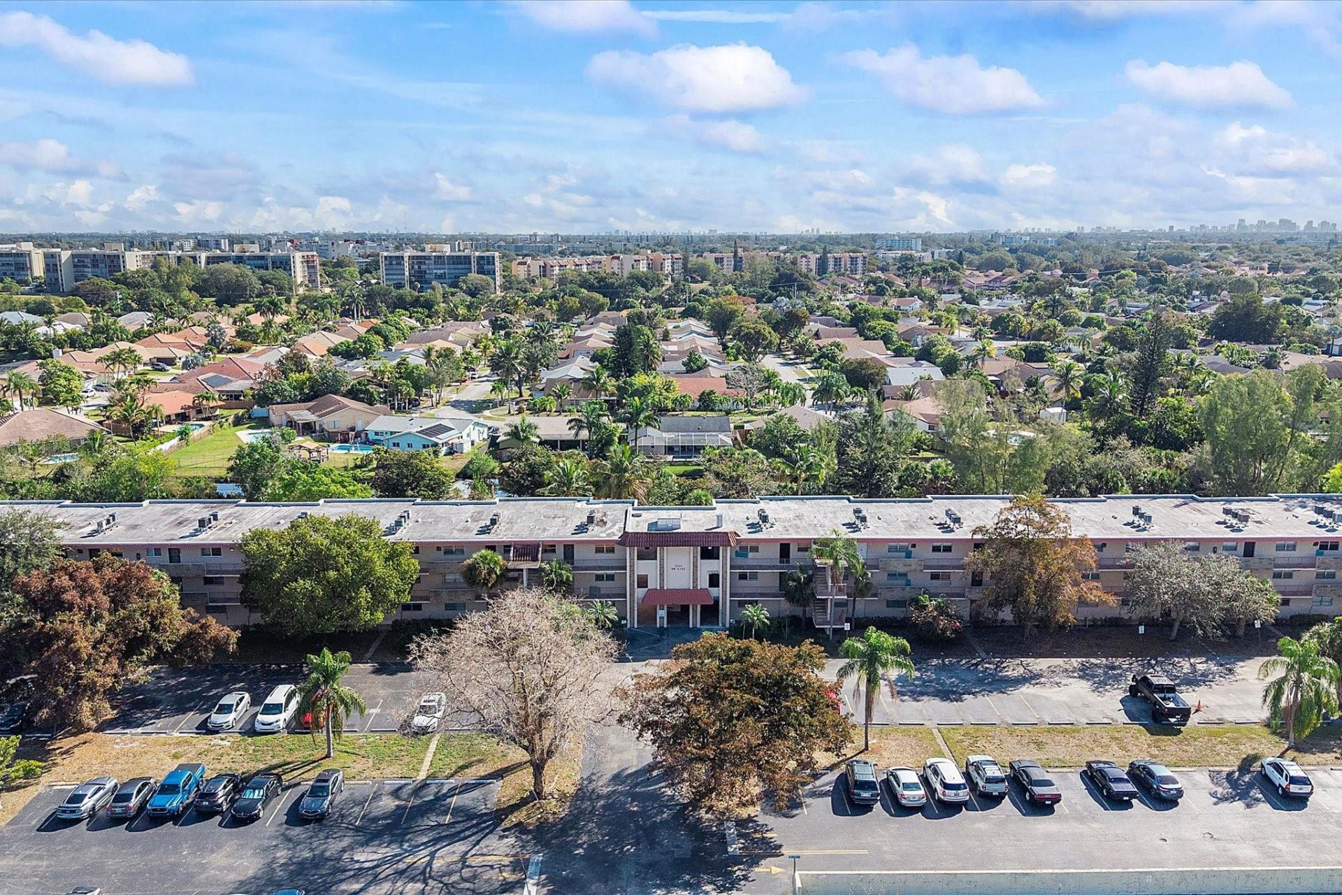 3900 NW 76th Avenue, Unit 307, Sunrise, FL 33351 Photo