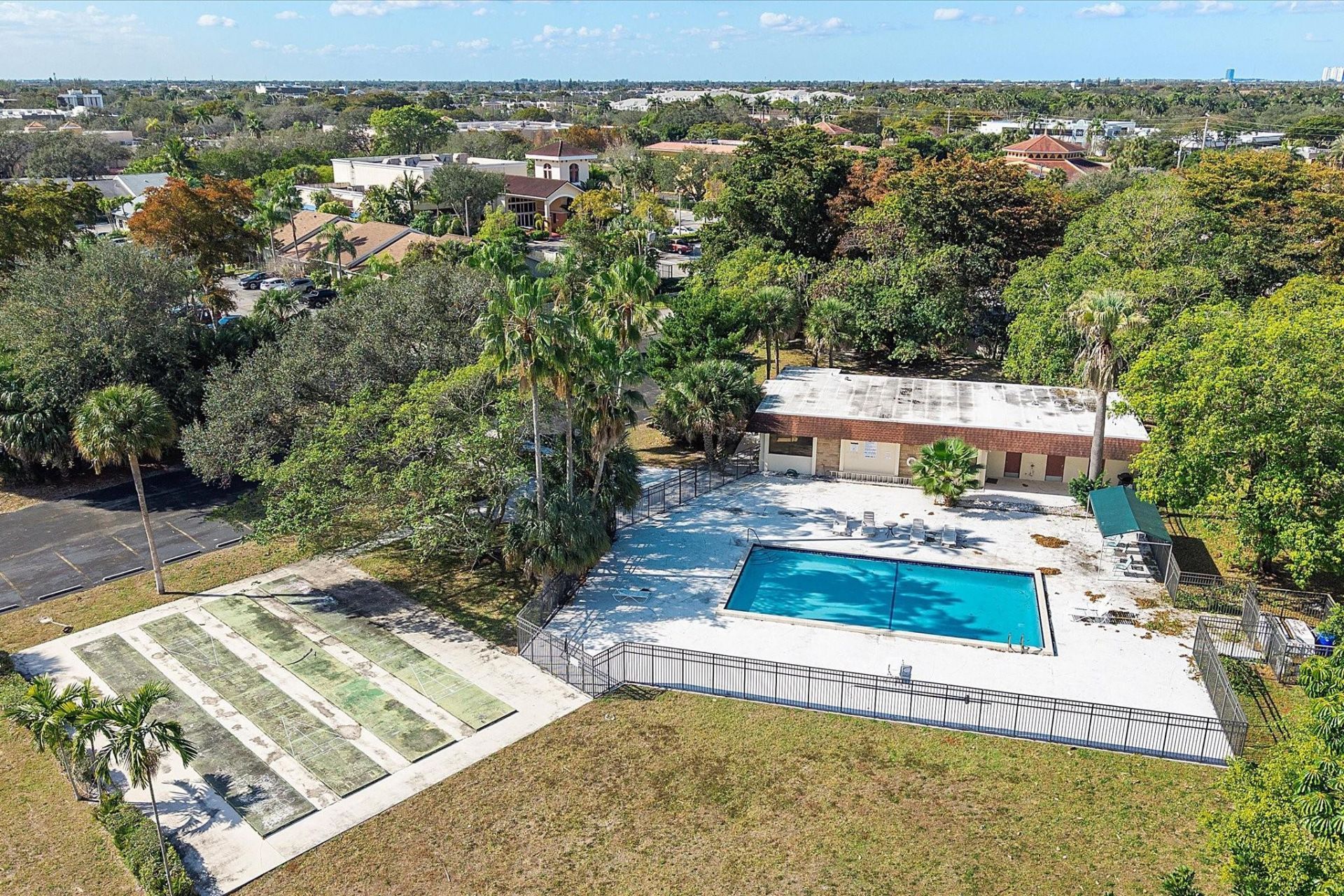 3900 NW 76th Avenue, Unit 307, Sunrise, FL 33351 Photo