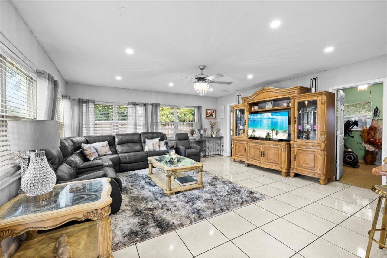 3130 SW 65th Avenue, Miramar, FL 33023 Photo