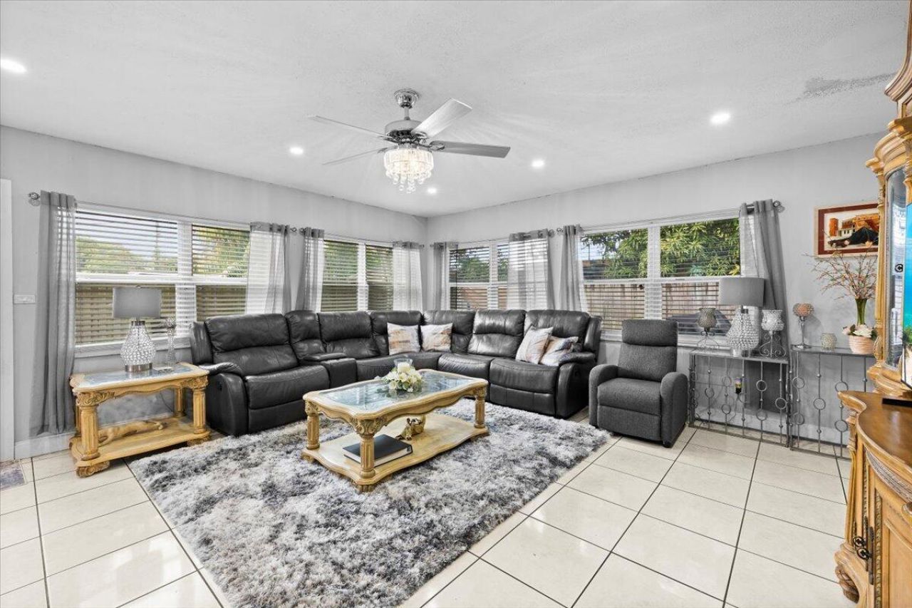 3130 SW 65th Avenue, Miramar, FL 33023 Photo