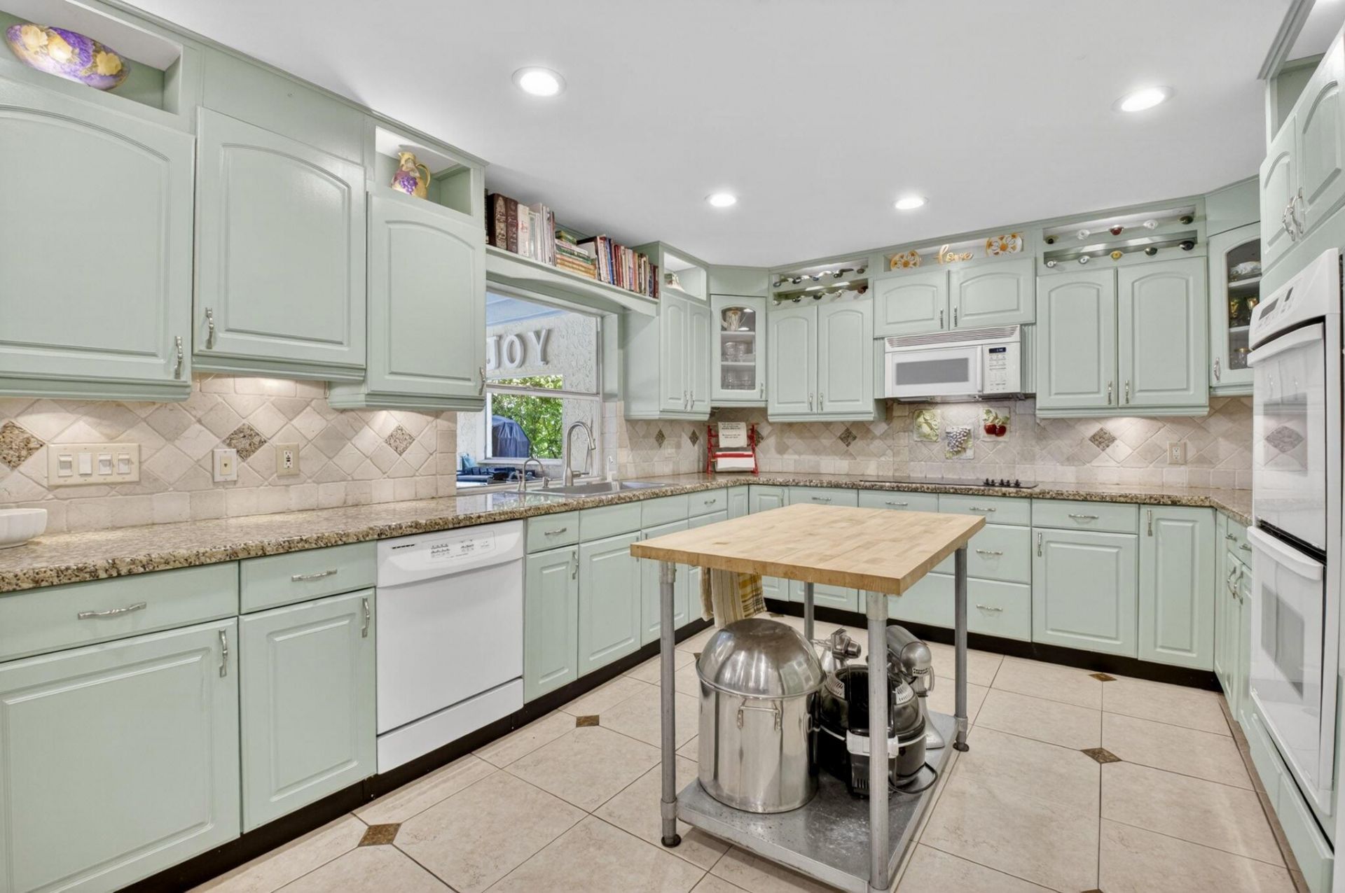 19803 Back 9 Drive, Boca Raton, FL 33498 Photo