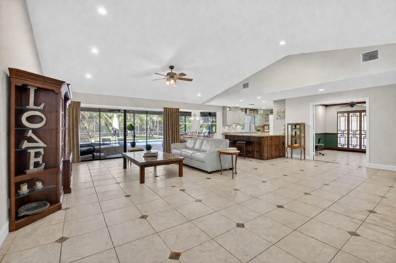 19803 Back 9 Drive, Boca Raton, FL 33498 Photo