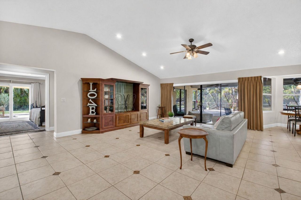 19803 Back 9 Drive, Boca Raton, FL 33498 Photo