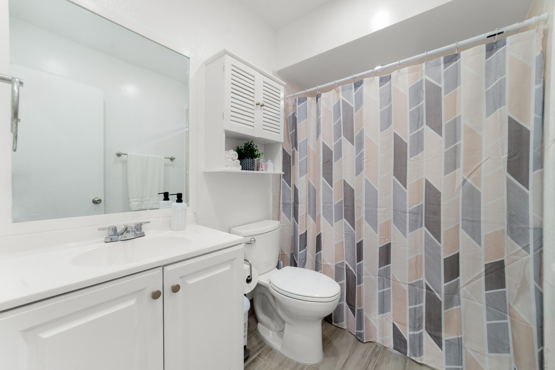 2710 Riverside Drive, Unit 201a, Coral Springs, FL 33065 Photo