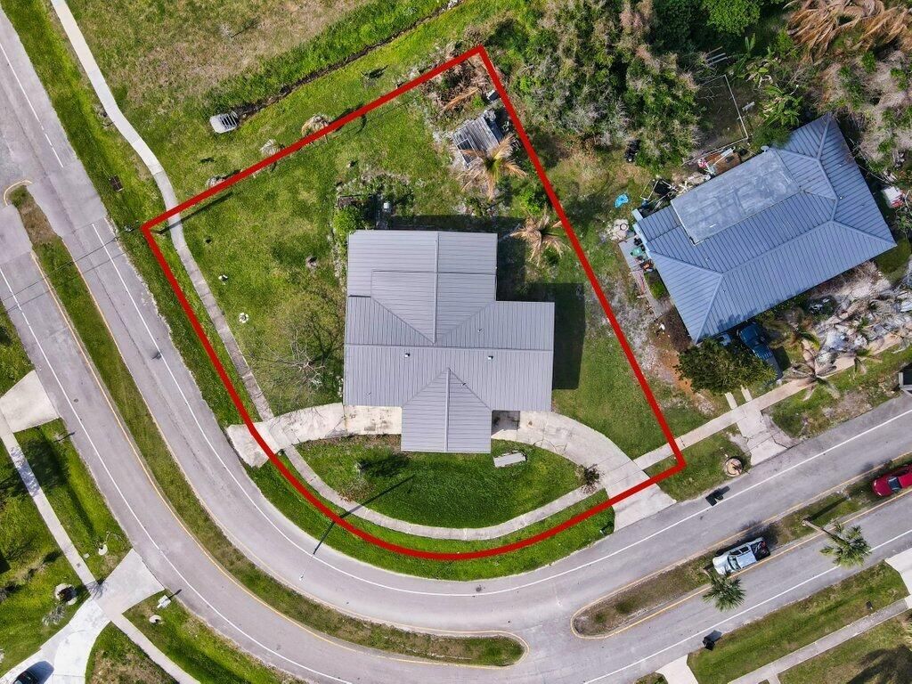 181 Banyan Drive, Port Saint Lucie, FL 34952 Photo