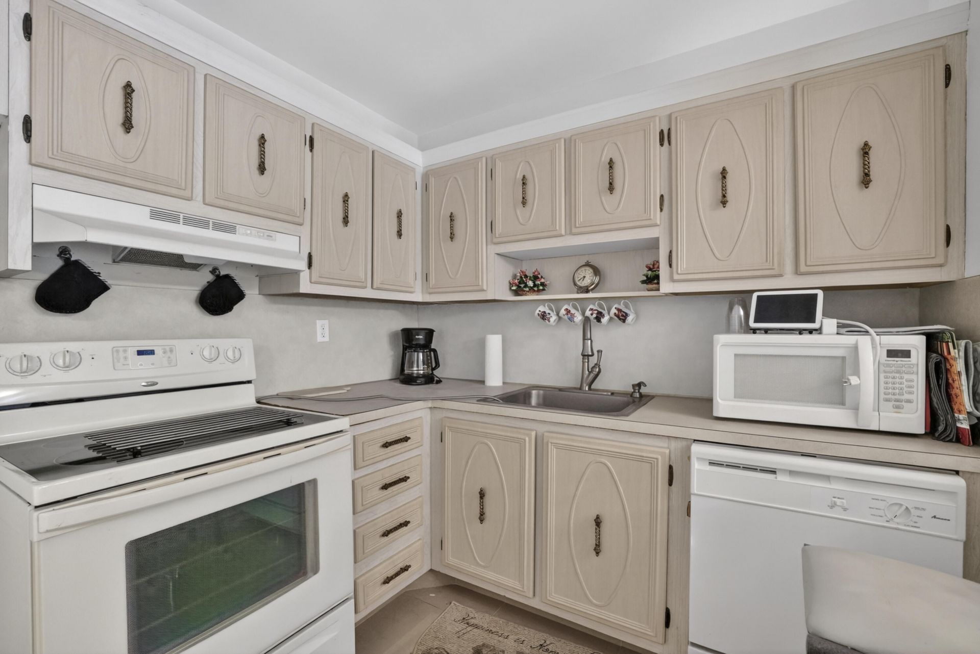 5681 SW 2nd Court, Margate, FL 33068 Photo