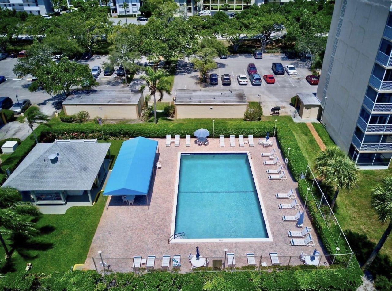 5500 NW 2nd Avenue, Unit 718, Boca Raton, FL 33487 Photo