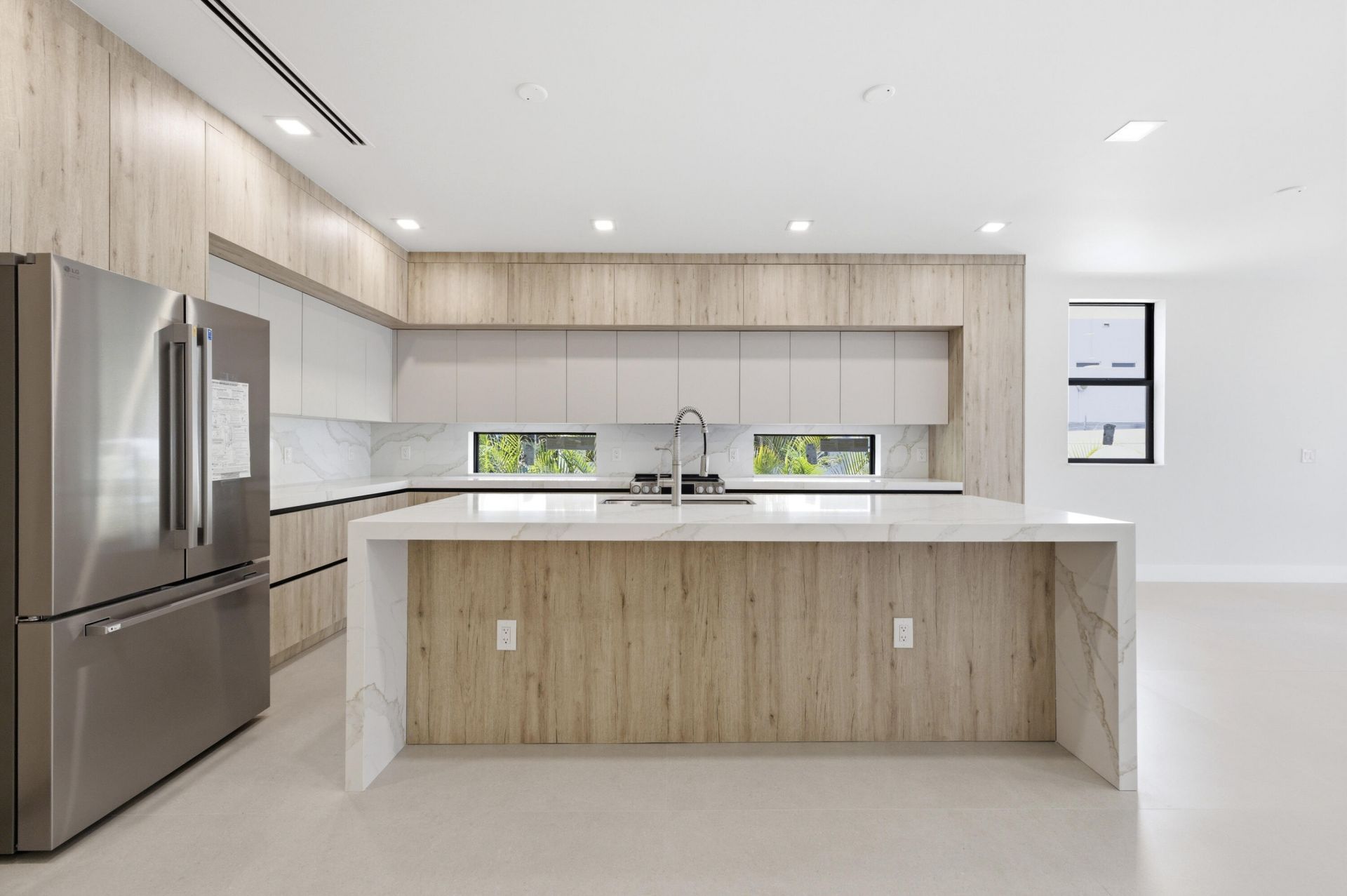 819 SW 1st Street, Fort Lauderdale, FL 33312 Photo