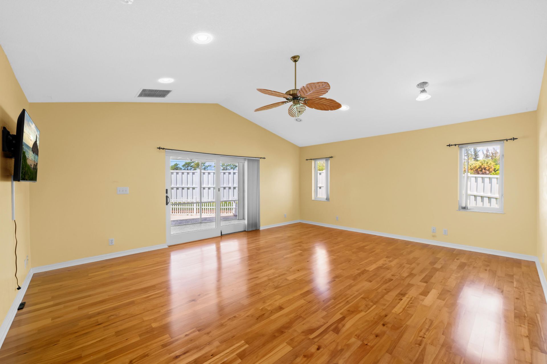 112 Camelot Court, Royal Palm Beach, FL 33411 Photo