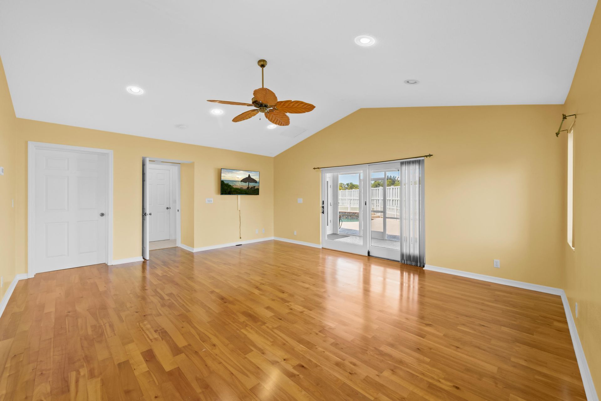 112 Camelot Court, Royal Palm Beach, FL 33411 Photo