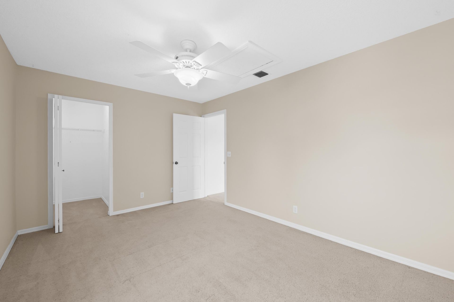 112 Camelot Court, Royal Palm Beach, FL 33411 Photo