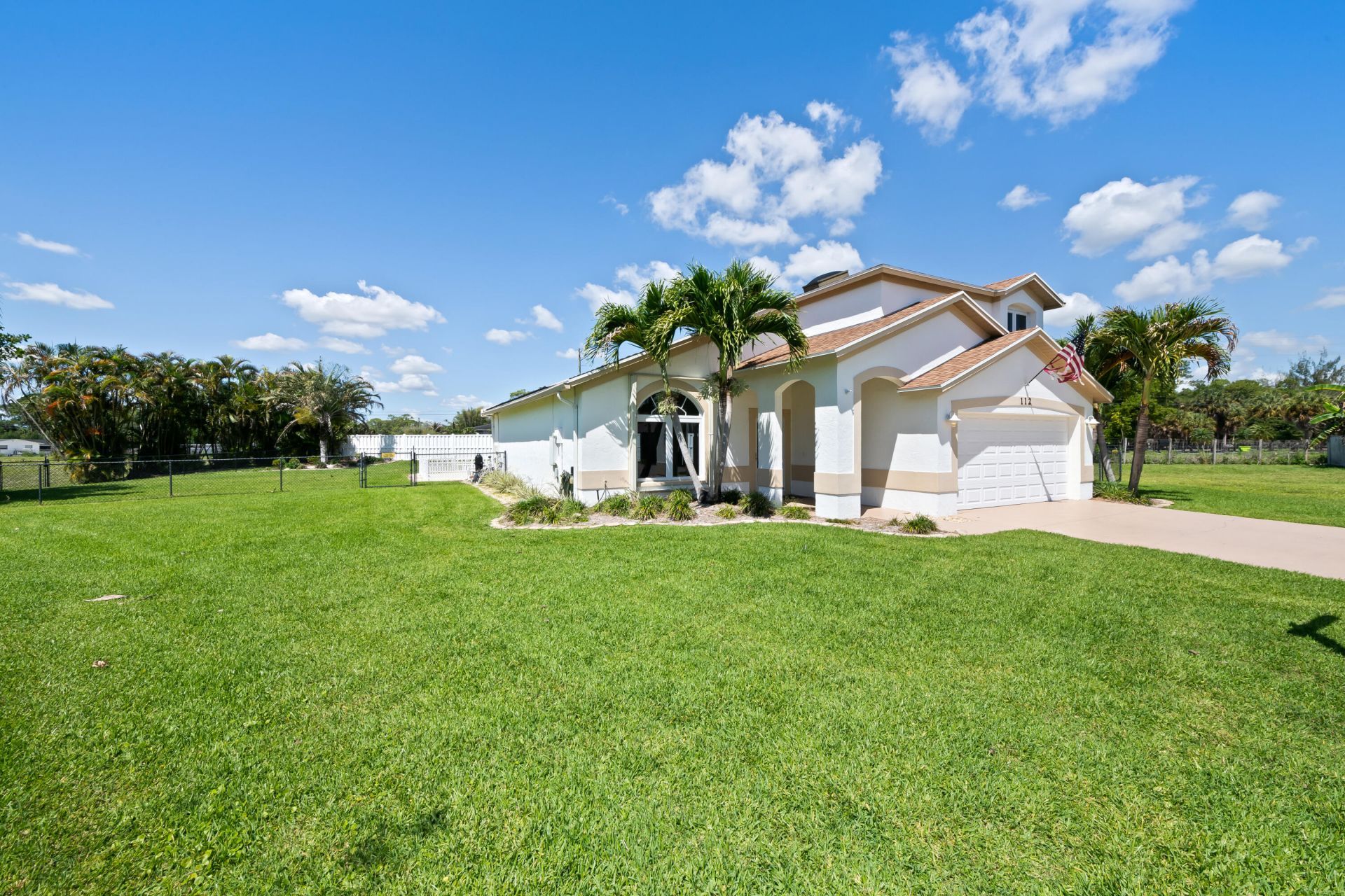 112 Camelot Court, Royal Palm Beach, FL 33411 Photo