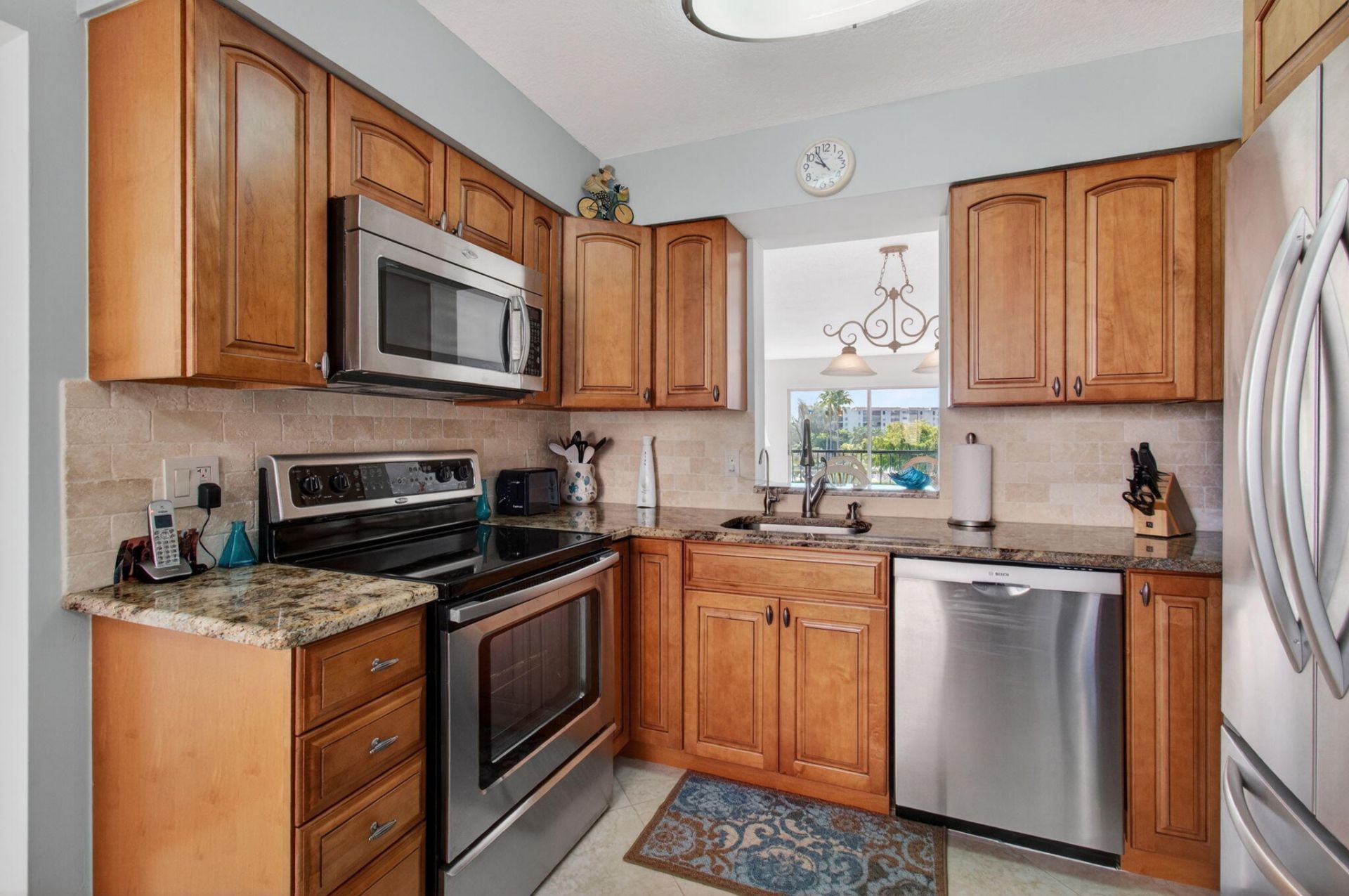 7006 Huntington Lane, Unit 404, Delray Beach, FL 33446 Photo