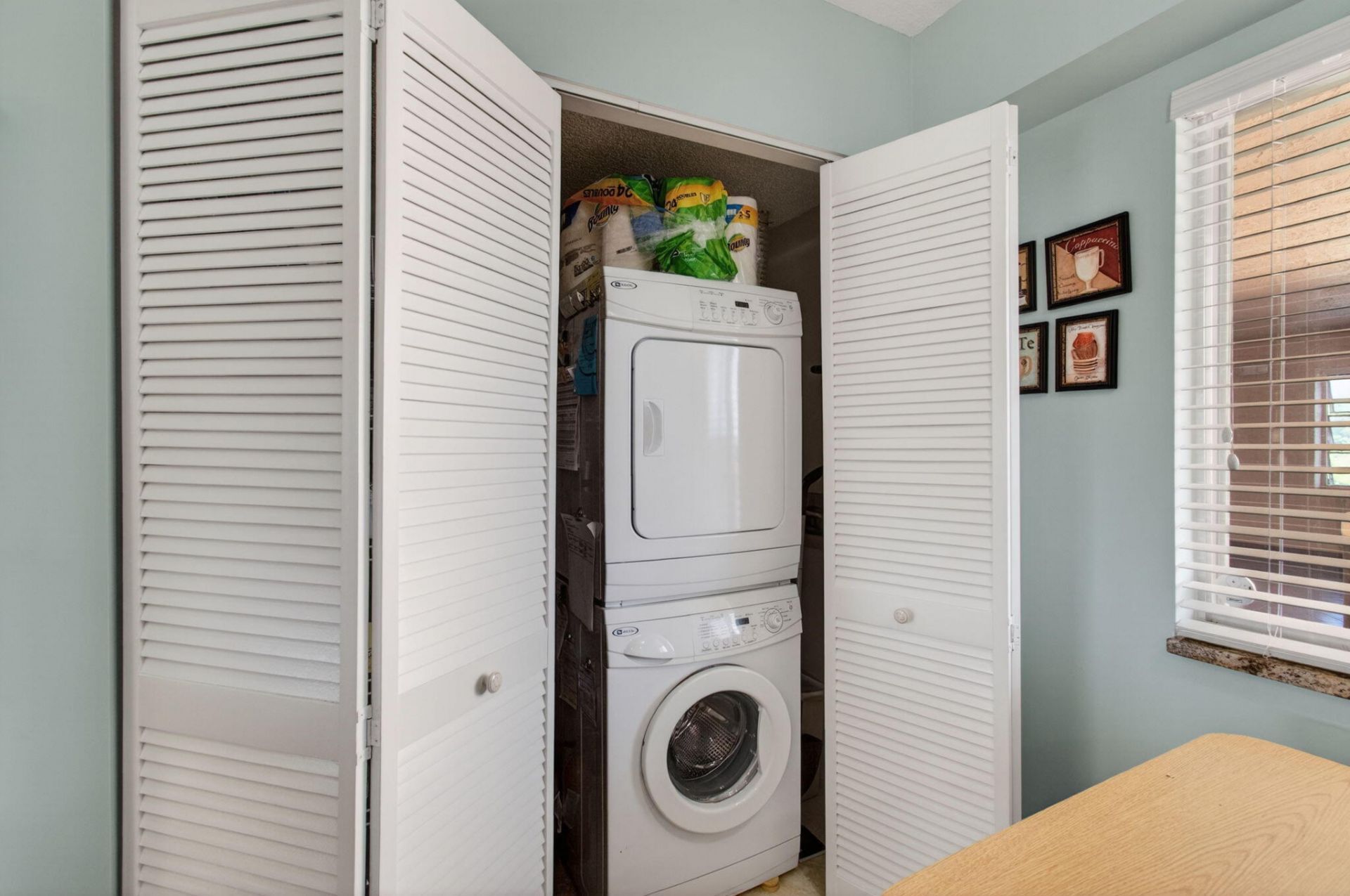 7006 Huntington Lane, Unit 404, Delray Beach, FL 33446 Photo