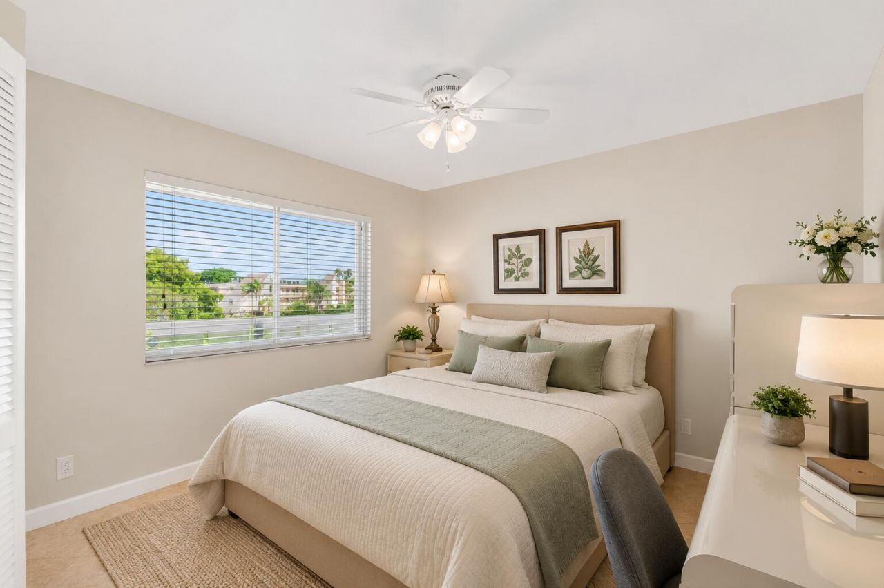 7006 Huntington Lane, Unit 404, Delray Beach, FL 33446 Photo