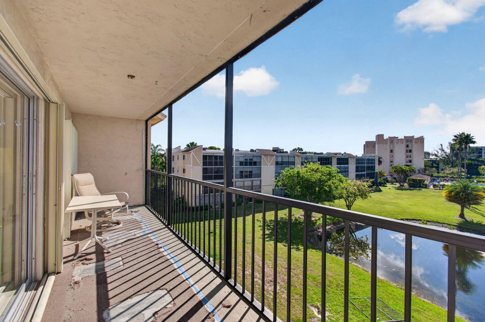 7006 Huntington Lane, Unit 404, Delray Beach, FL 33446 Photo
