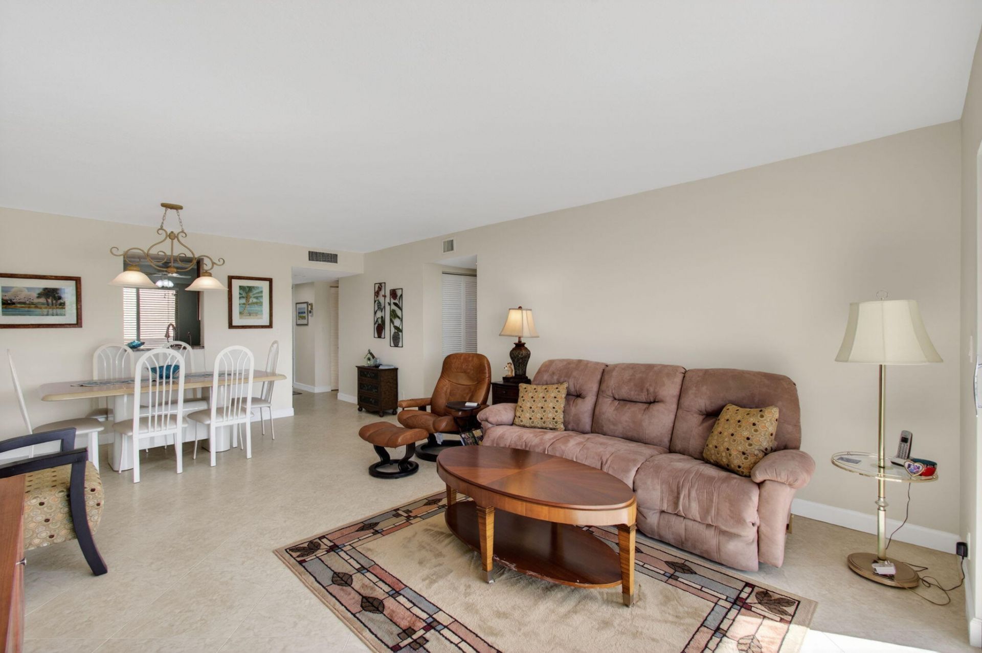 7006 Huntington Lane, Unit 404, Delray Beach, FL 33446 Photo