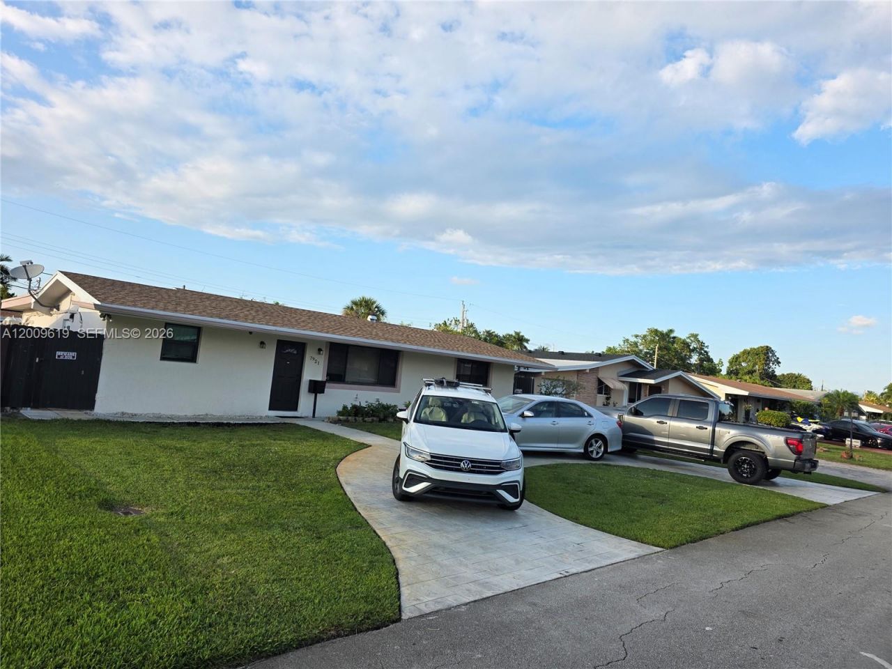 7921 NW 12th St , Pembroke Pines, FL 33024 Photo