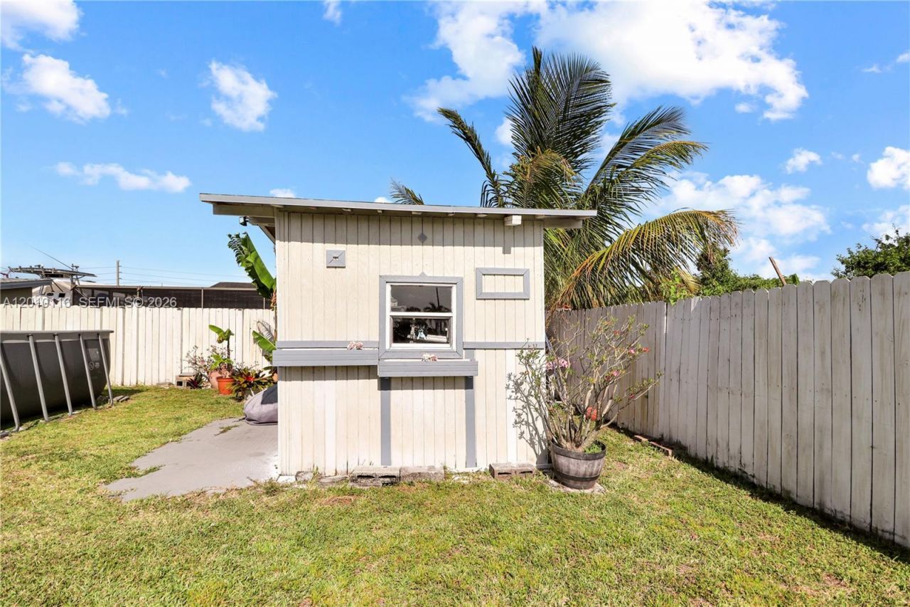 20211 SW 112th Pl, Miami, FL 33189 Photo