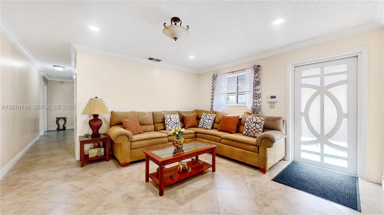20211 SW 112th Pl, Miami, FL 33189 Photo