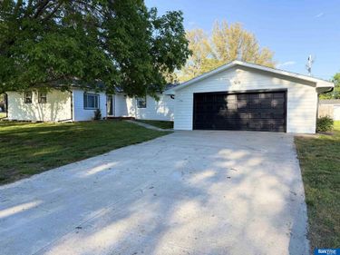 710 Russell Street , Firth, NE 68358