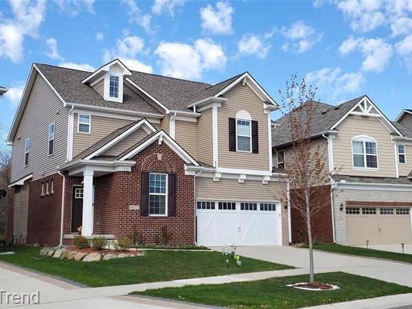 49717 Hartwick Drive , Novi, MI 48374