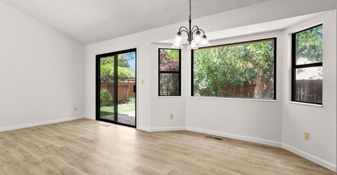 3117 Sweet Clover Street, Reno, NV 89509 Photo