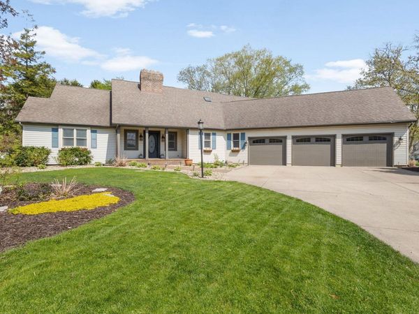 51460 Turnwood Lane, Granger, IN 46530