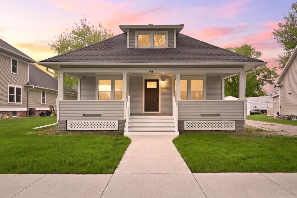 908 Weare Street, Woodbine, IA 51579 Main Photo