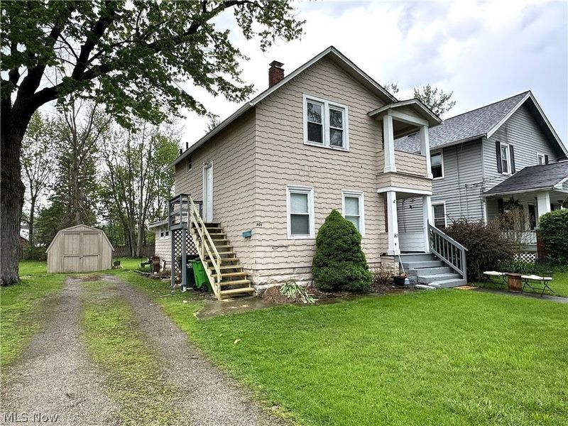 93 W 5th Avenue, Berea, OH 44017 Photo 2