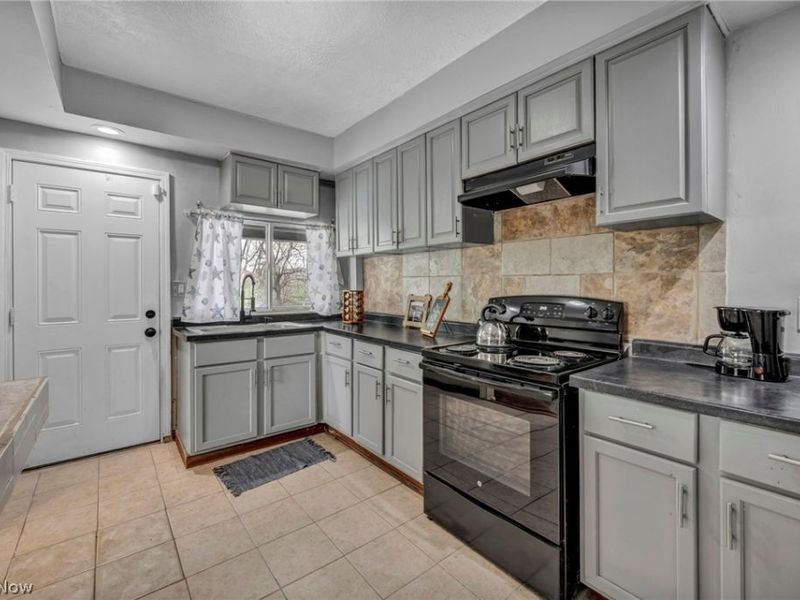 3200 Audubon Boulevard, Cleveland, OH 44104 Photo 20