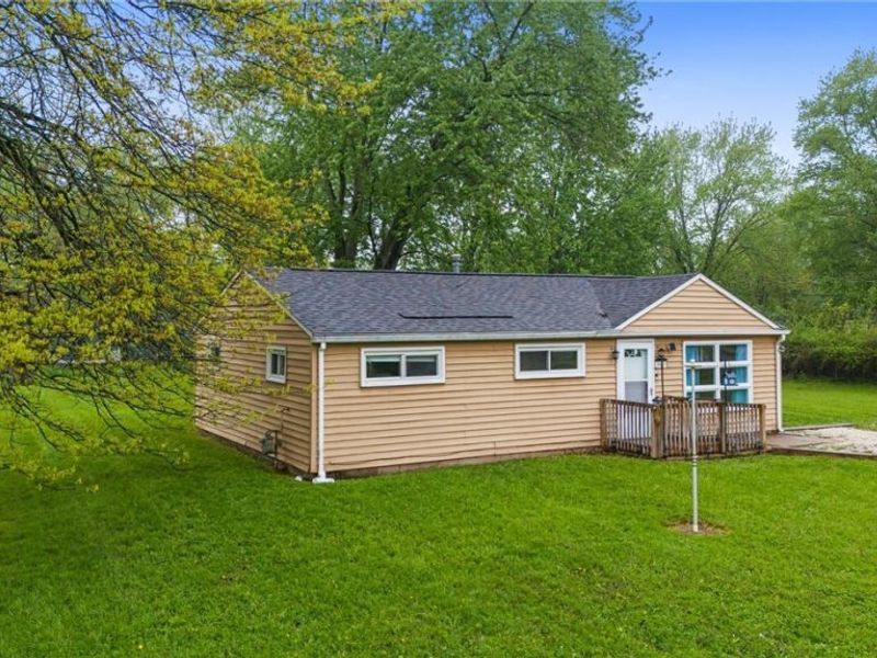 648 Richie Drive, Brunswick, OH 44212 Photo 2