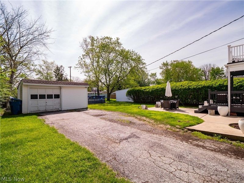 6711 Parma Park Boulevard, Parma Heights, OH 44130 Photo 4