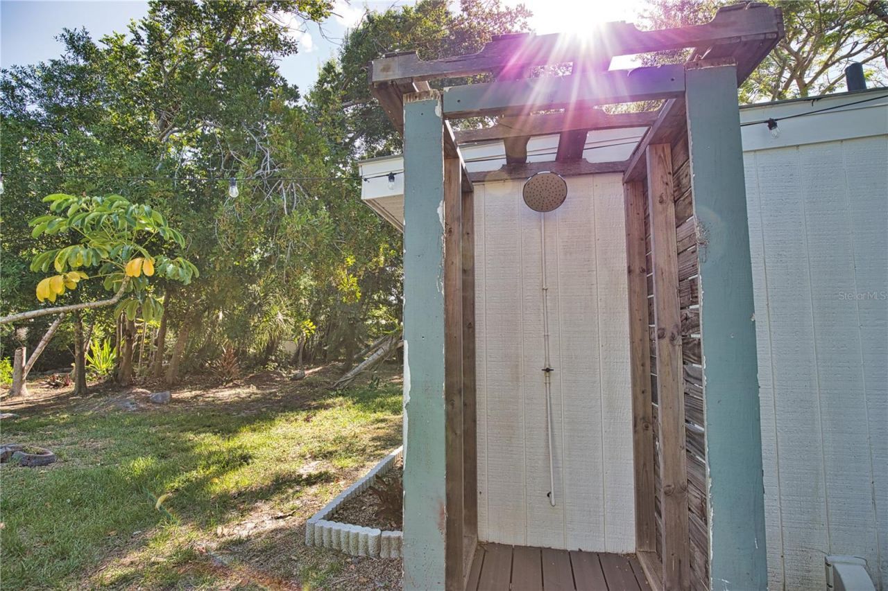 650 Edwards Street, Englewood, FL 34223 Photo