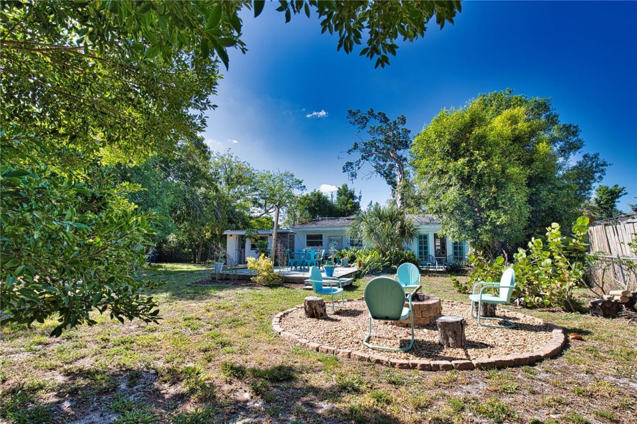 650 Edwards Street, Englewood, FL 34223 Photo