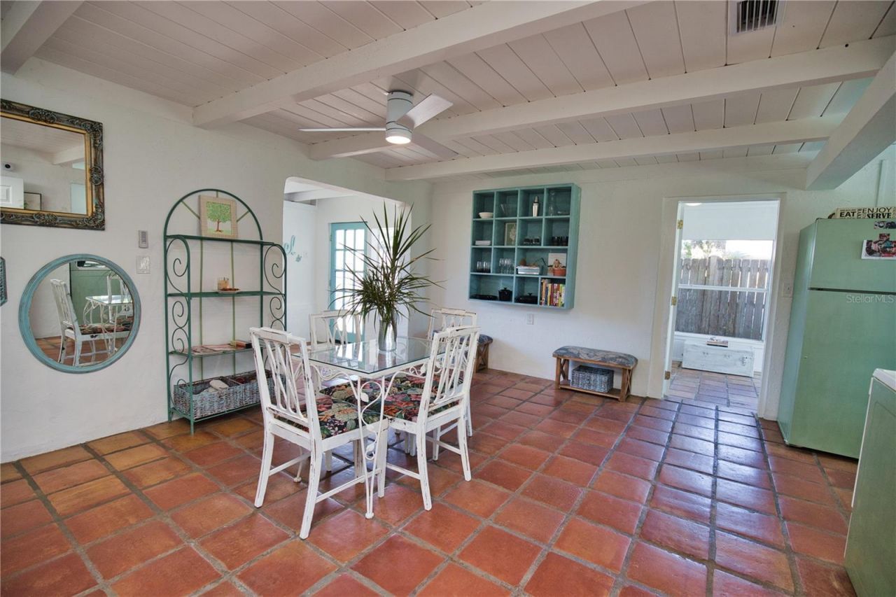 650 Edwards Street, Englewood, FL 34223 Photo