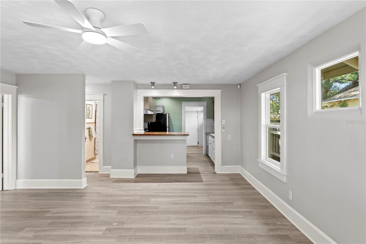 225 35th Street S, Saint Petersburg, FL 33711 Photo