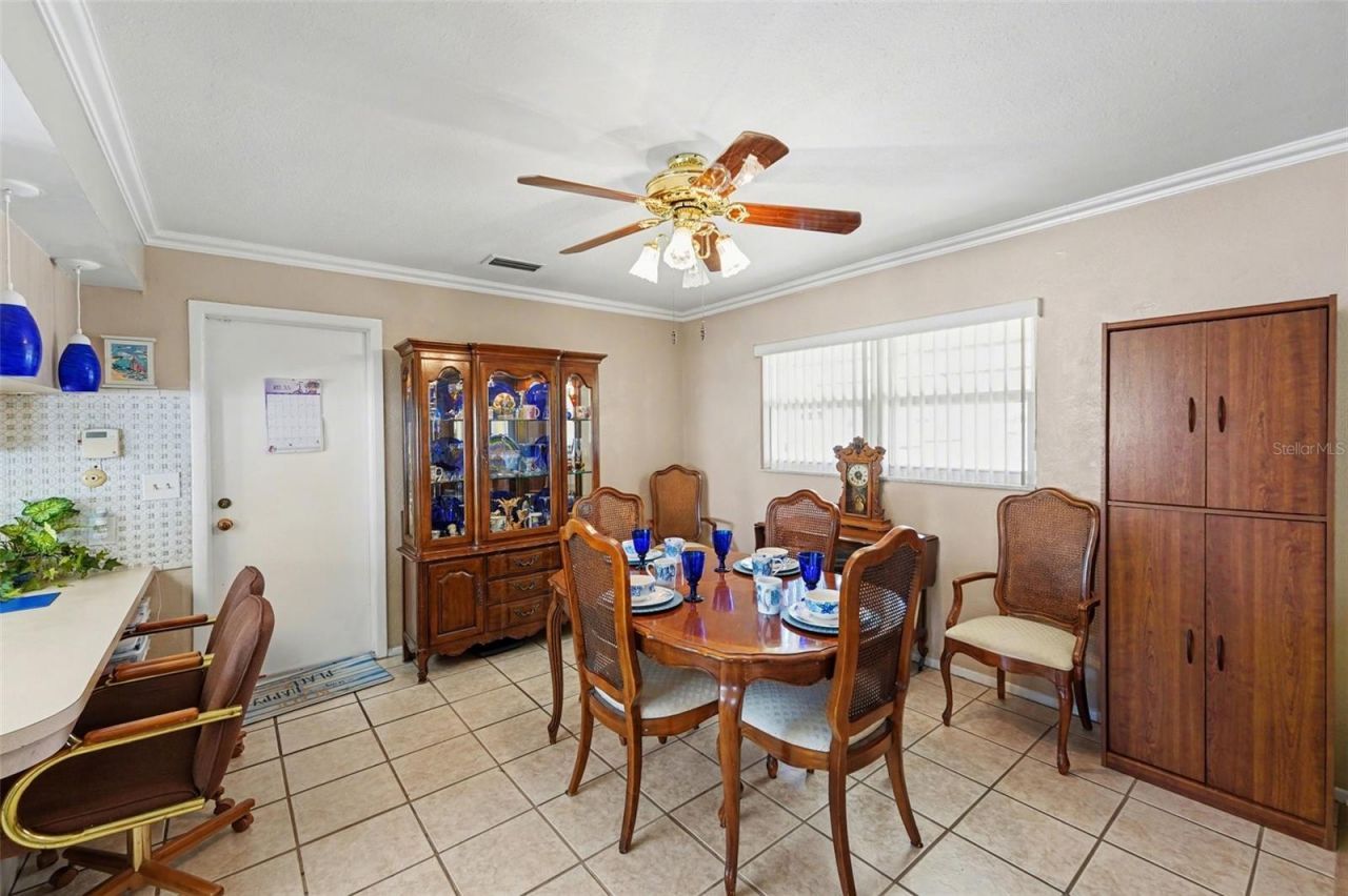 6388 21st Avenue N, Saint Petersburg, FL 33710 Photo