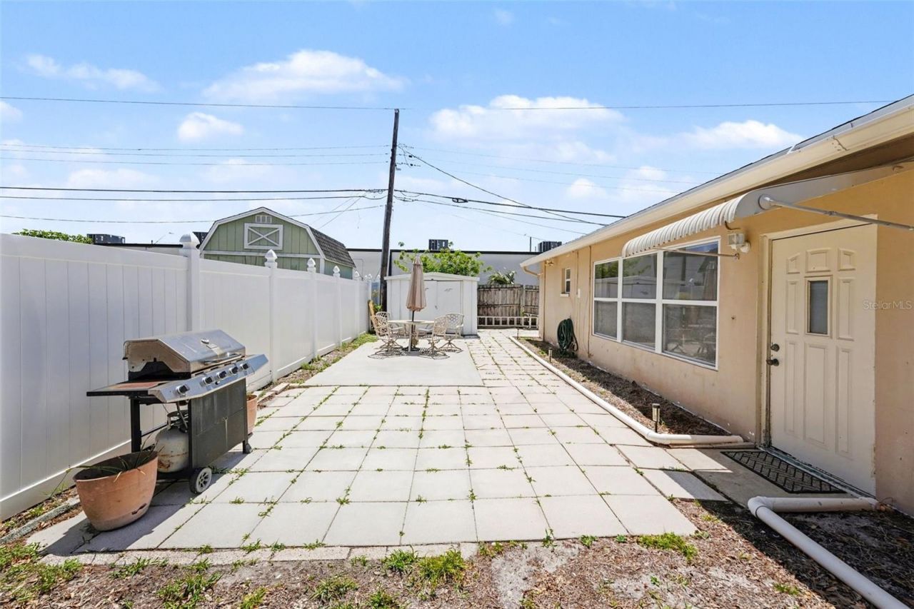 6388 21st Avenue N, Saint Petersburg, FL 33710 Photo