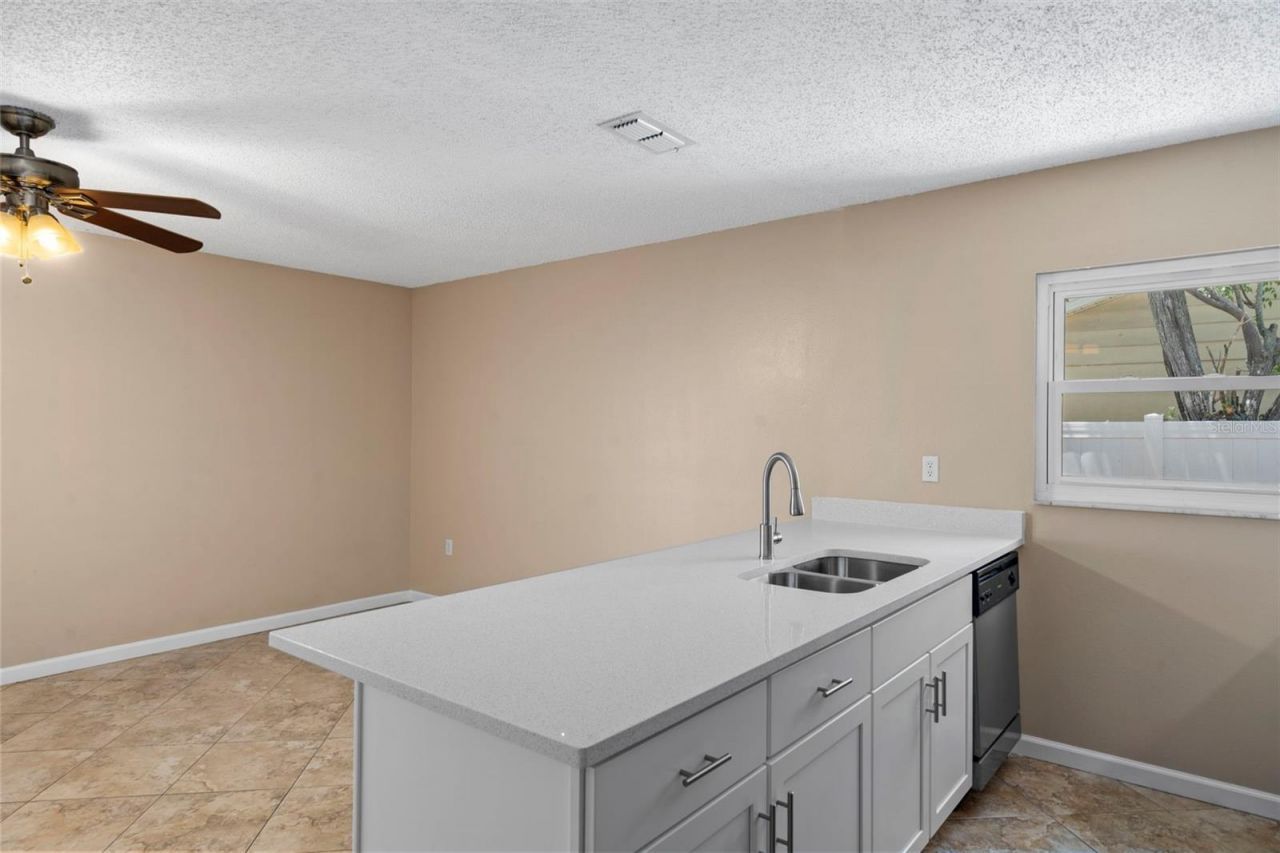 7944 Royal Stewart Drive, New Port Richey, FL 34653 Photo