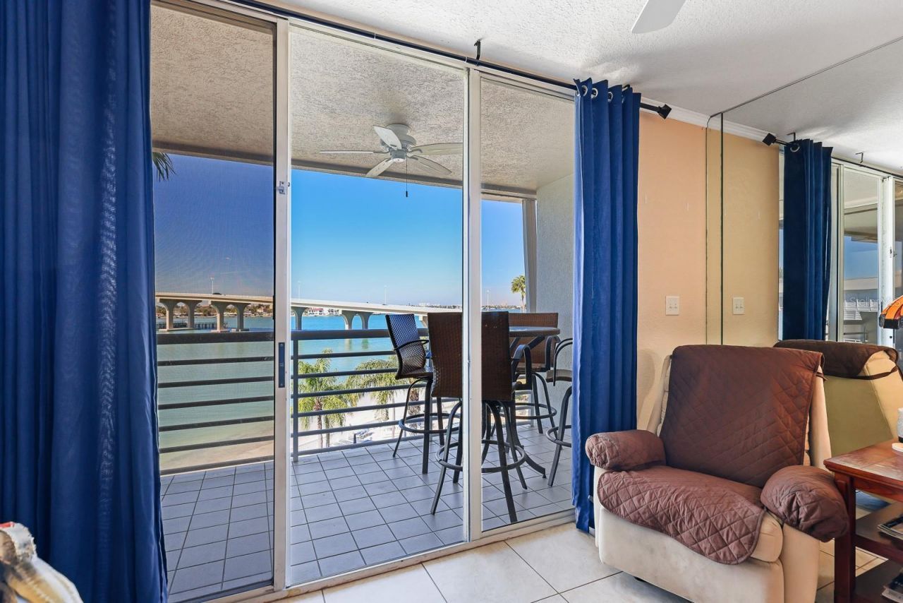 5901 Bahia Del Mar Circle, Unit 521, Saint Petersburg, FL 33715 Photo