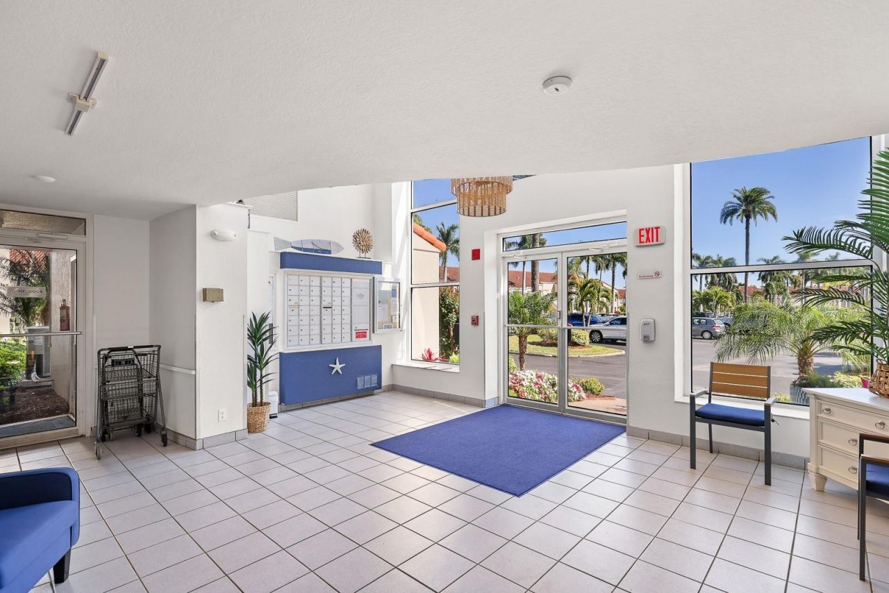 5901 Bahia Del Mar Circle, Unit 521, Saint Petersburg, FL 33715 Photo