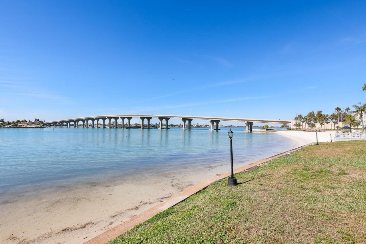 5901 Bahia Del Mar Circle, Unit 521, Saint Petersburg, FL 33715 Photo