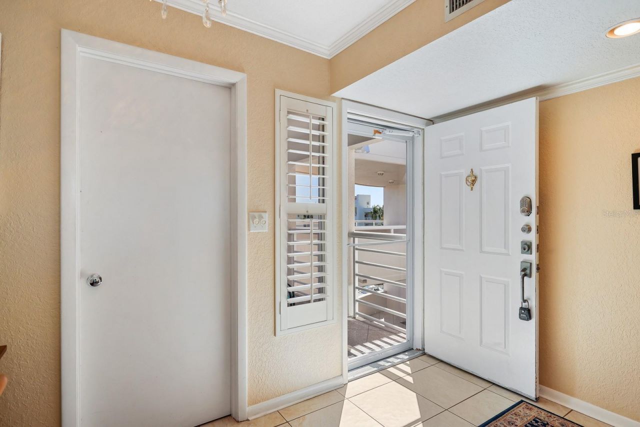 5901 Bahia Del Mar Circle, Unit 521, Saint Petersburg, FL 33715 Photo