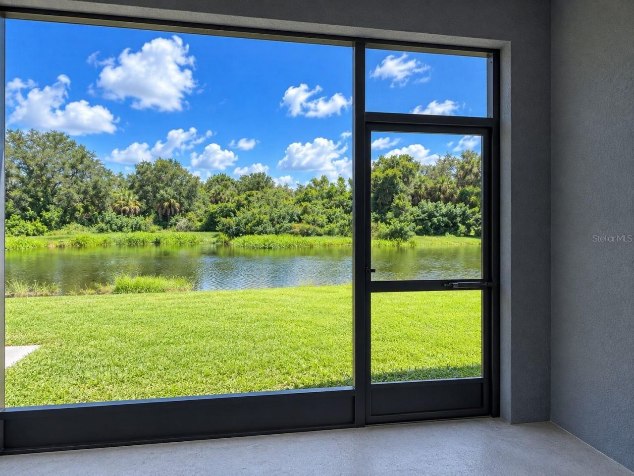 8652 Milestone Drive, Sarasota, FL 34238 Photo