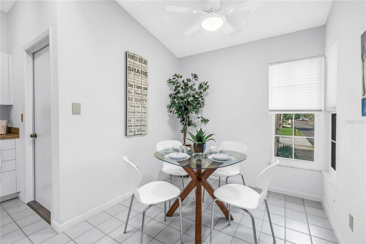 1044 Romano Court Ne, Saint Petersburg, FL 33702 Photo