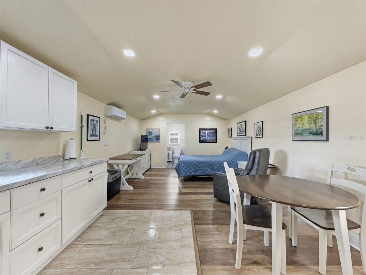 8423 E Zephyr Wing Court, Floral City, FL 34436 Photo